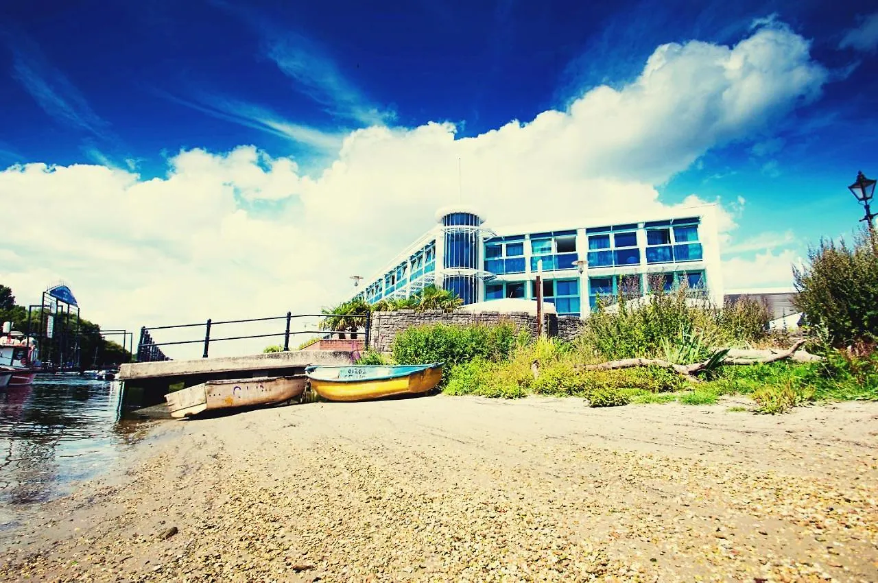 ****  Captain'S Club Hotel & Spa Christchurch  United Kingdom