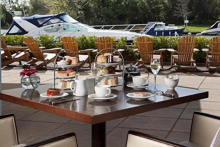 ****  Captain'S Club Hotel & Spa Christchurch  United Kingdom
