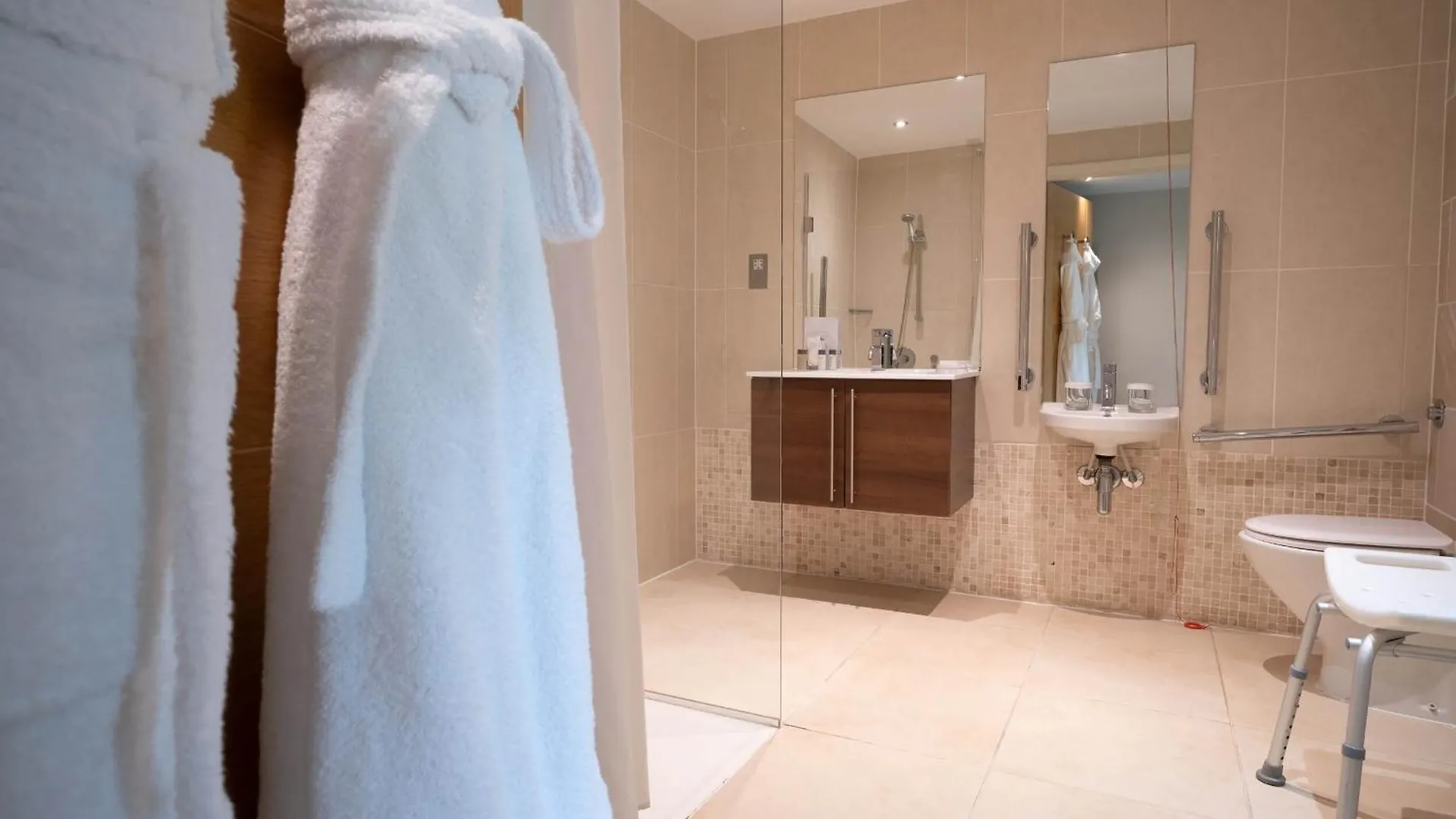Captain'S Club Hotel & Spa Christchurch