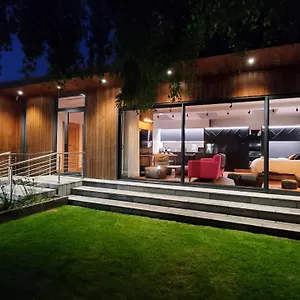 The Cedarwoods - Luxury For Up To 5 And Your Woof! Christchurch (Dorset)