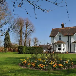 Hookwood London Gatwick Хорли