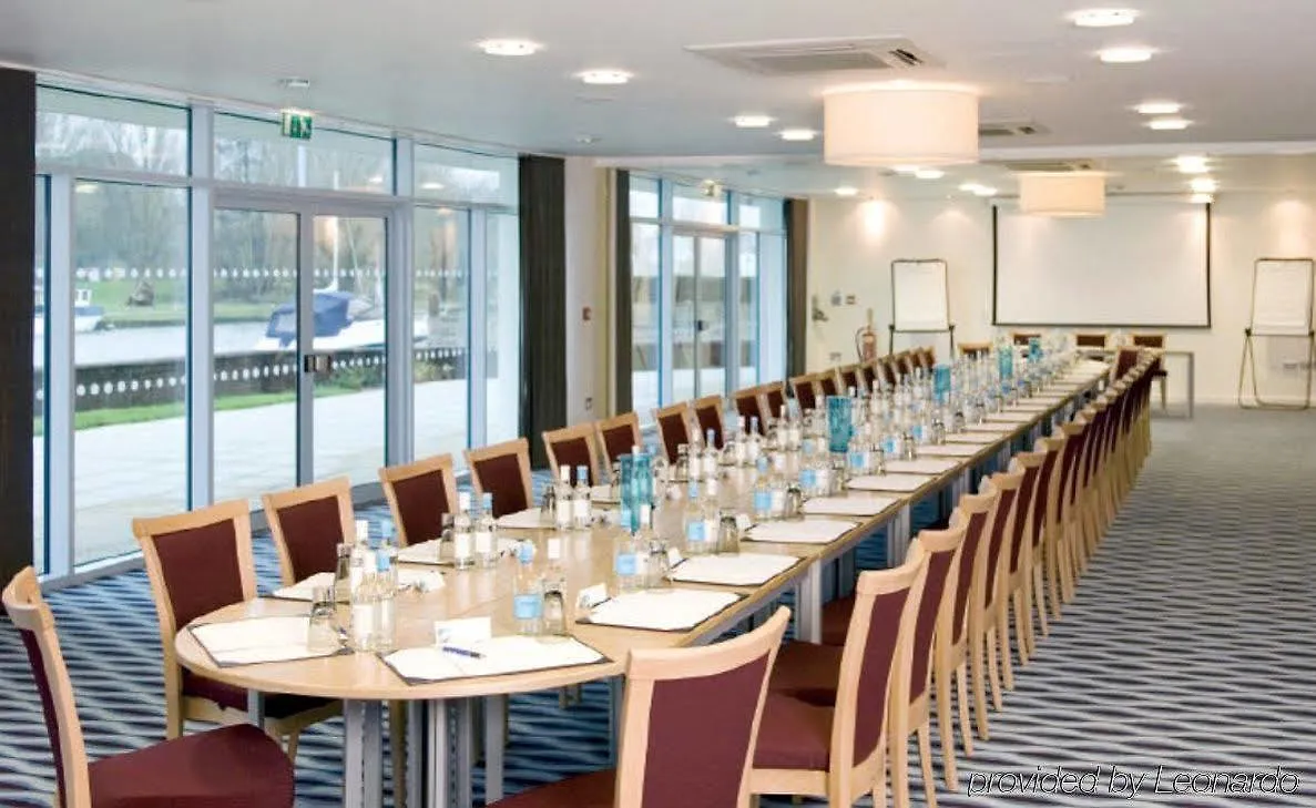 Captain'S Club Hotel & Spa Christchurch